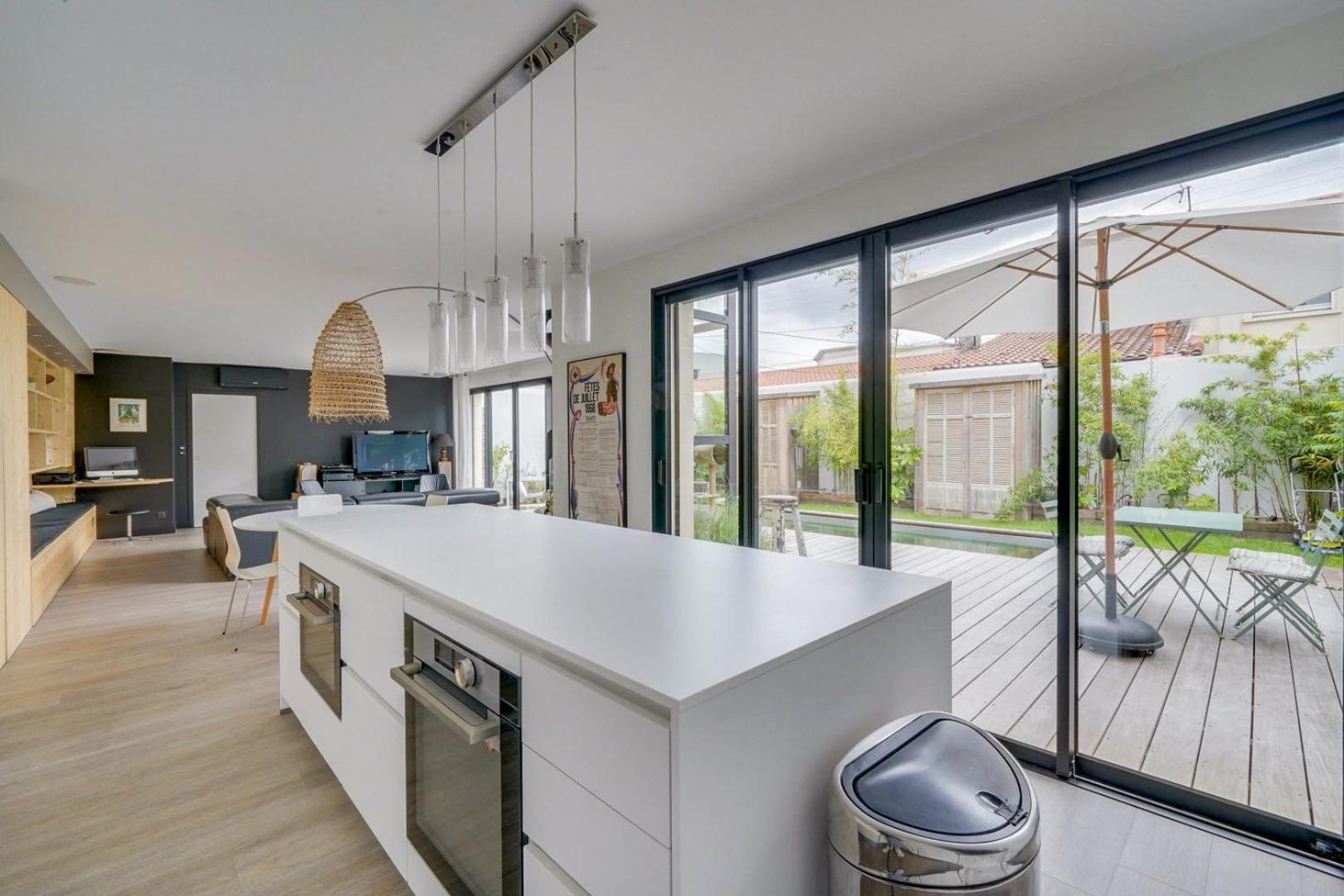 Spacious Bordeaux Family Home With Swimming Pool Luaran gambar